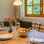 Taube Xl Chalet