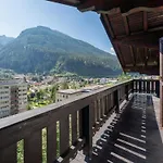 Taube Xl Chalet